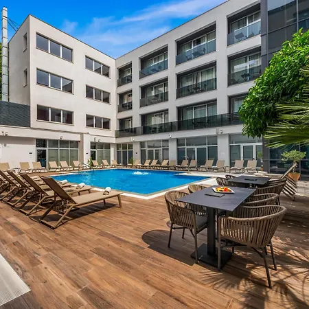 Hotel Lero 4*