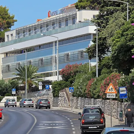Lero Hotel