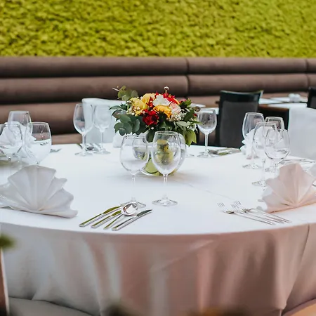 Lero Hotel
