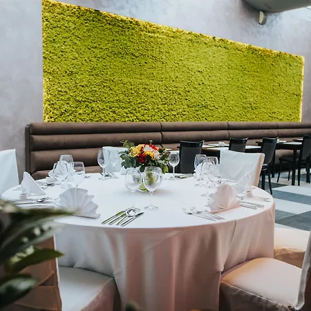 Lero Hotel 4*