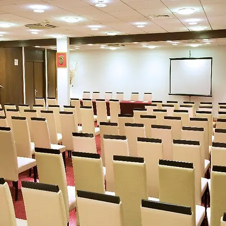 Lero Hotel 4*